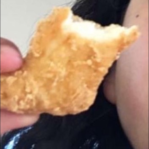 Meet your Posher, Isabella - Picture 1 of 1